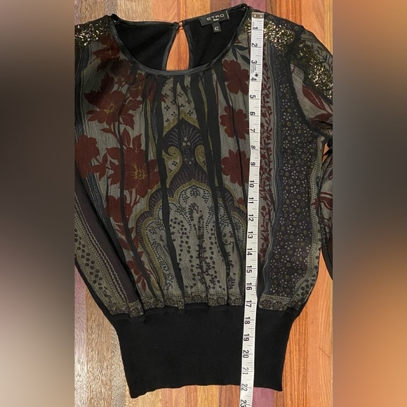 Etro black top with sheer overlay and sequins, size 42 - Picture 6 of 8